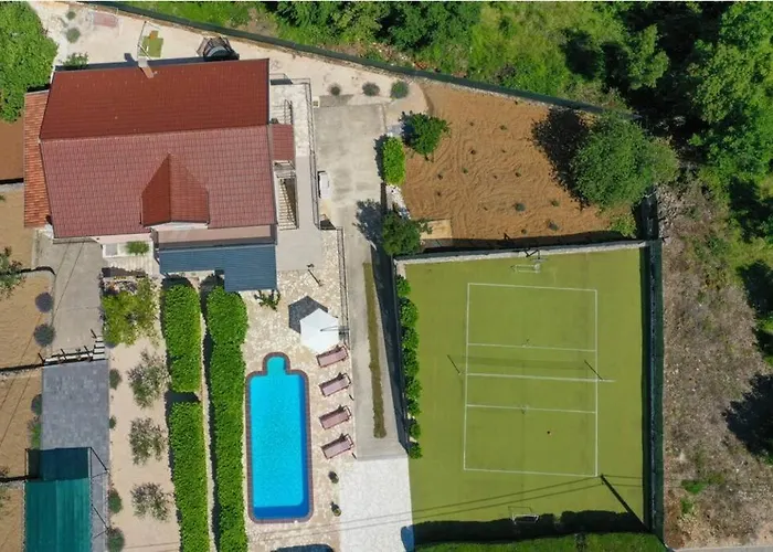 Nicole, Makarska - Poljica *