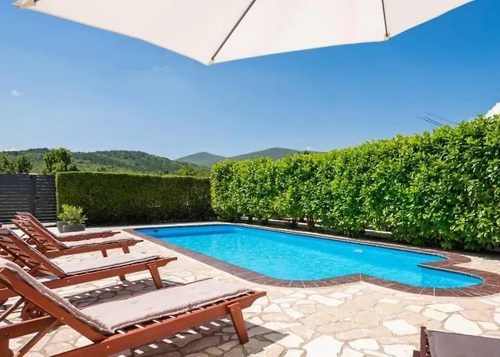 Nicole, Makarska - Poljica *