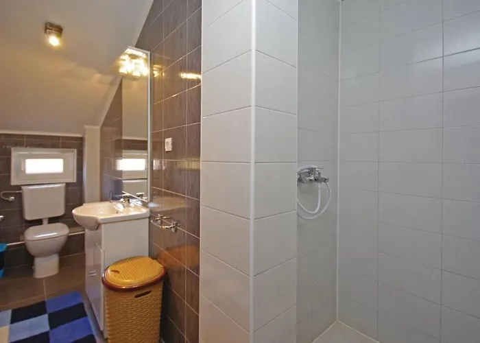 Nicole, Makarska - Poljica *